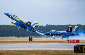 Blue Angels Return to Imperial Valley for Winter Training