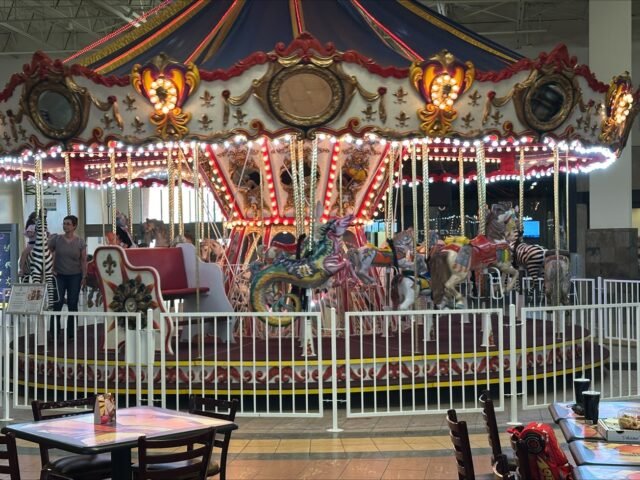 Carrousel Mall photo