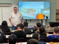 Simon Silva Brings Family Storytelling Project to Calexico Parents